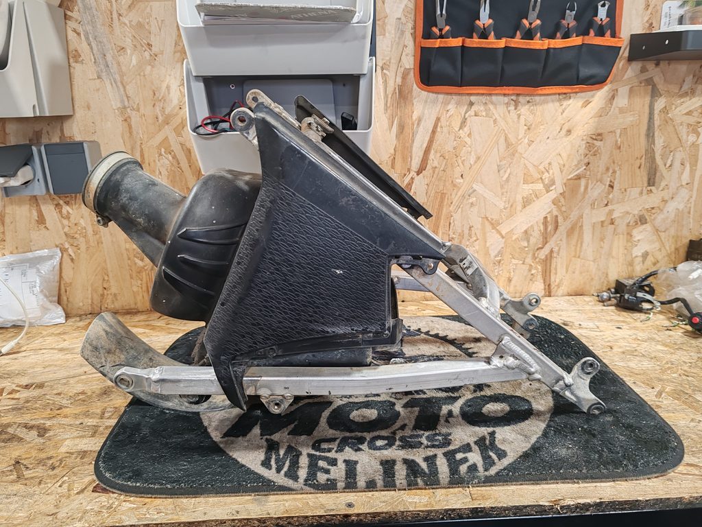 SUBFRAME,AIRBOX,ZADNJI KOŠ